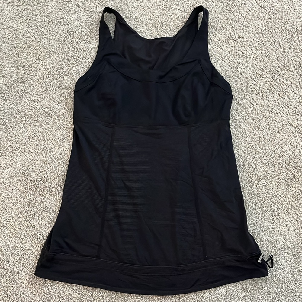 LULULEMON black tank
